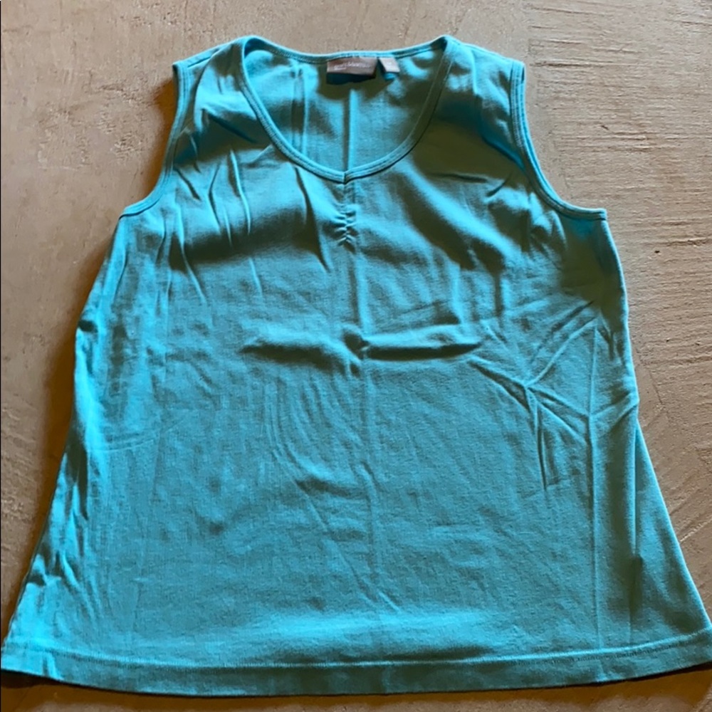 🌸 Crofts & Barrow Blue Tank top